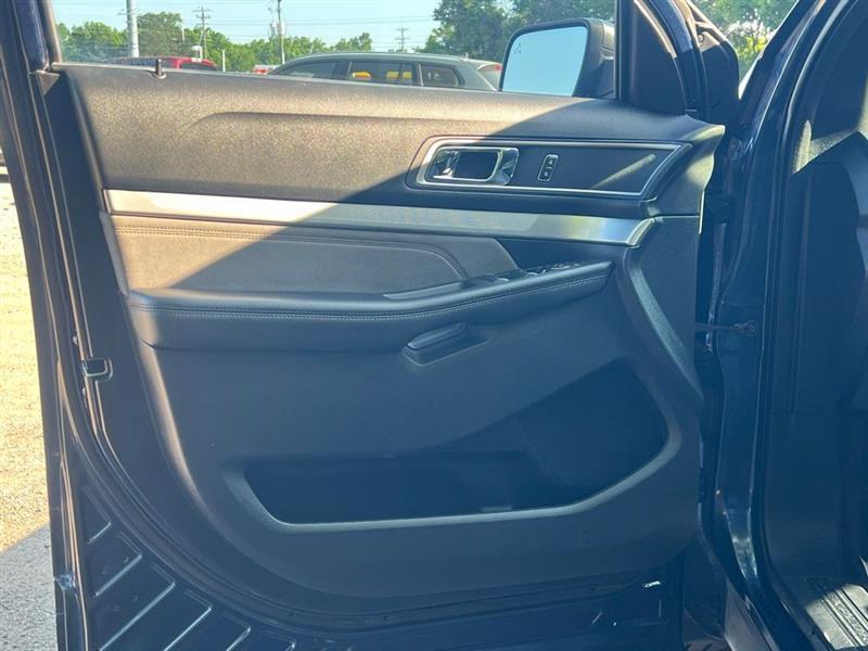 Ford Explorer XLT FWD 2017