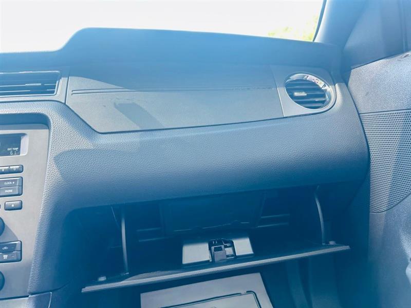 Ford Mustang 2dr Conv V6 2013