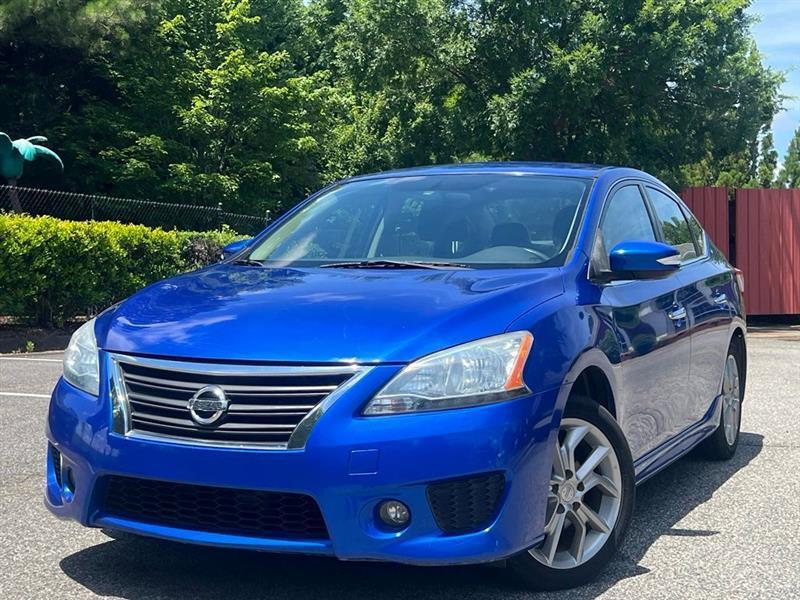Nissan Sentra 4dr Sdn I4 CVT SR 2015