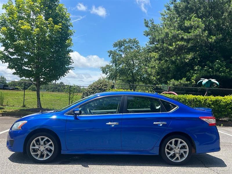 Nissan Sentra 4dr Sdn I4 CVT SR 2015
