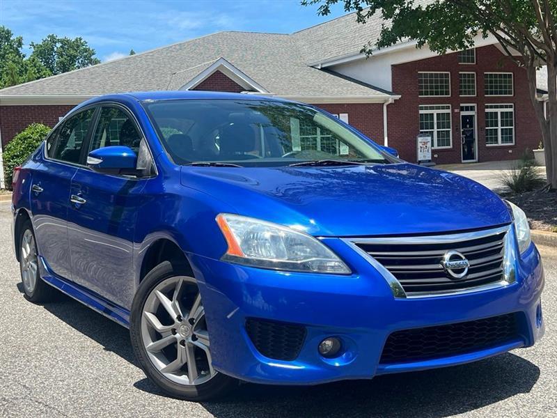 Nissan Sentra 4dr Sdn I4 CVT SR 2015