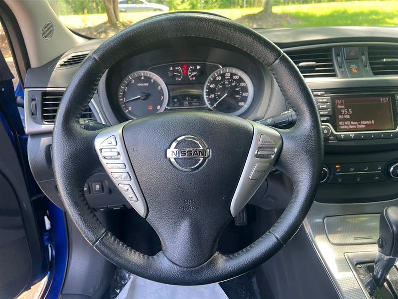 Nissan Sentra 4dr Sdn I4 CVT SR 2015