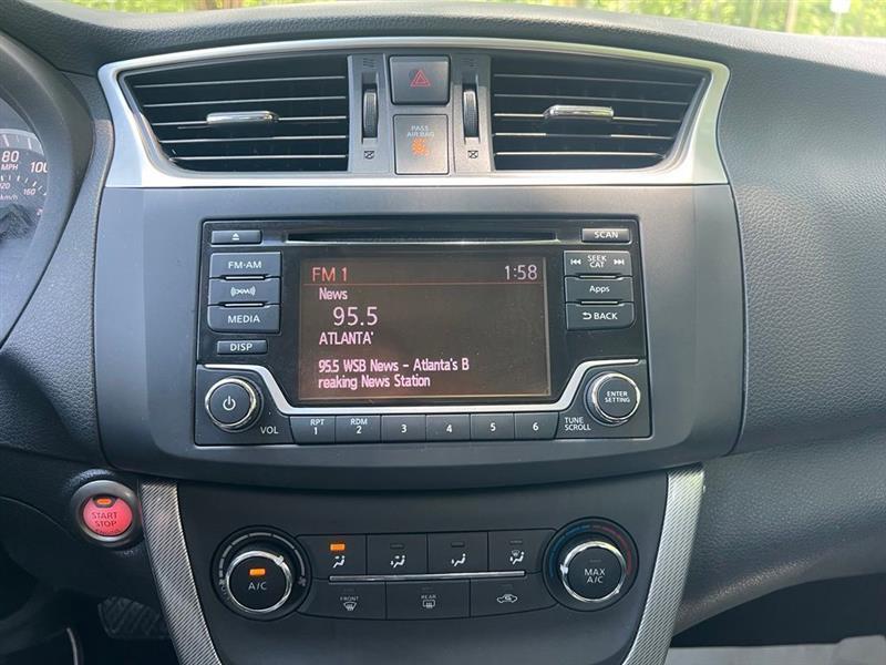 Nissan Sentra 4dr Sdn I4 CVT SR 2015