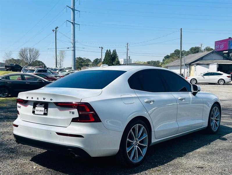 Volvo S60 T5 FWD Momentum 2020