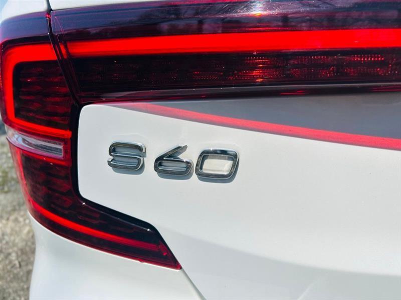 Volvo S60 T5 FWD Momentum 2020