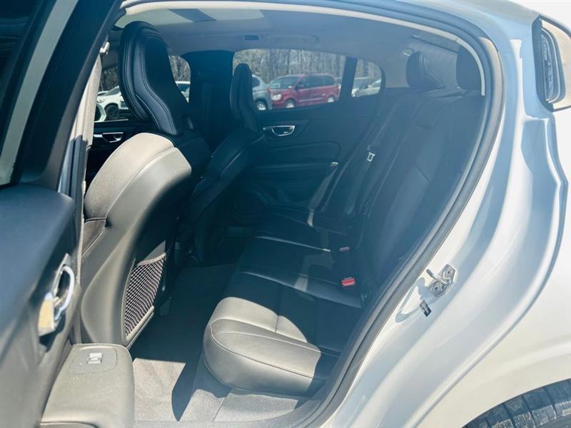 Volvo S60 T5 FWD Momentum 2020