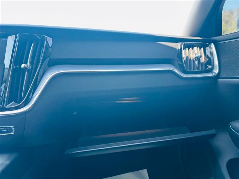 Volvo S60 T5 FWD Momentum 2020