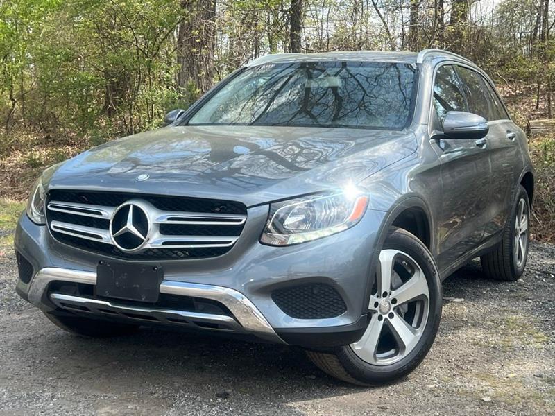 2016 Mercedes-Benz GLC RWD 4dr GLC 300