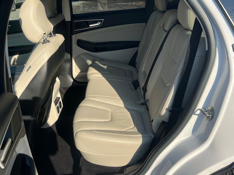 Ford Edge Titanium FWD 2017