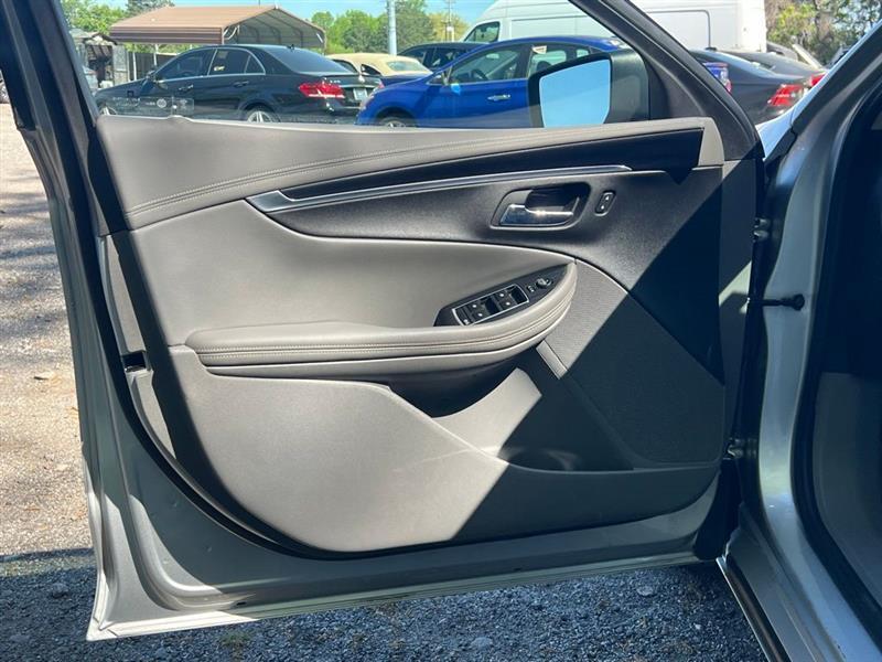 Chevrolet Impala 4dr Sdn LT w/1LT 2018