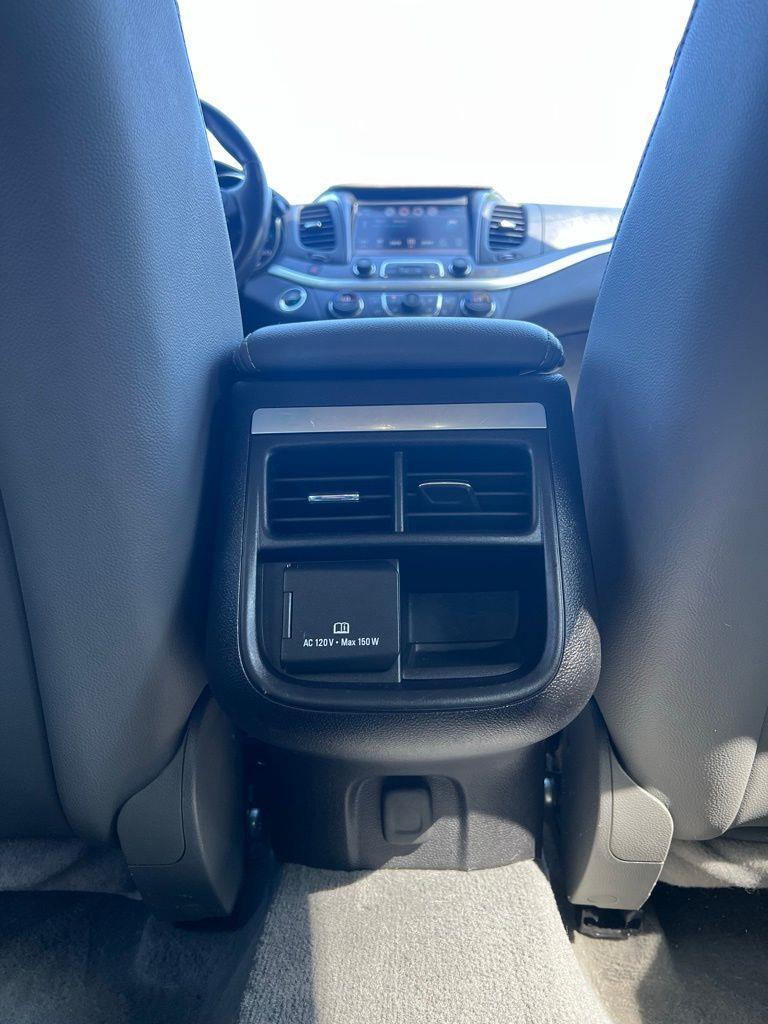 Chevrolet Impala 4dr Sdn LT w/1LT 2018