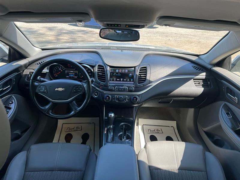 Chevrolet Impala 4dr Sdn LT w/1LT 2018