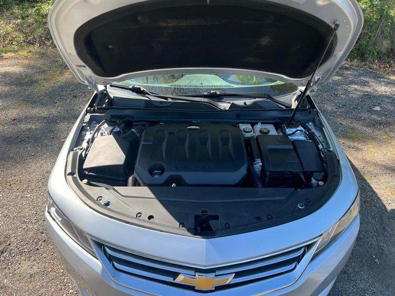 Chevrolet Impala 4dr Sdn LT w/1LT 2018