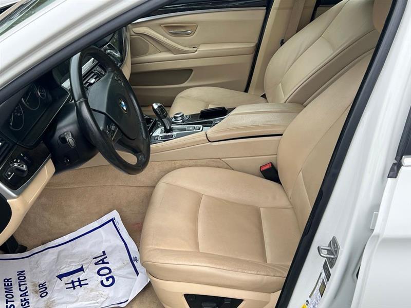BMW 5 Series 4dr Sdn 535i RWD 2013