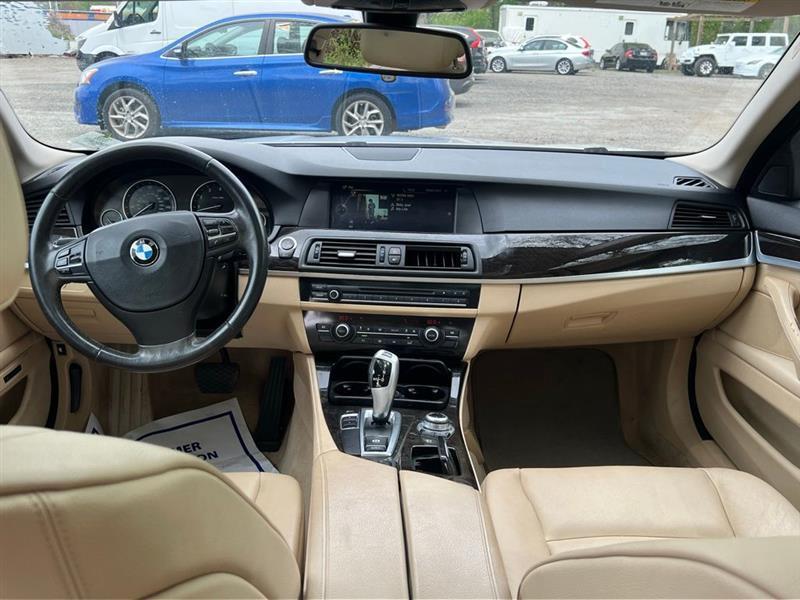 BMW 5 Series 4dr Sdn 535i RWD 2013
