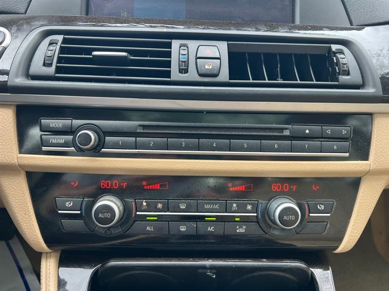 BMW 5 Series 4dr Sdn 535i RWD 2013