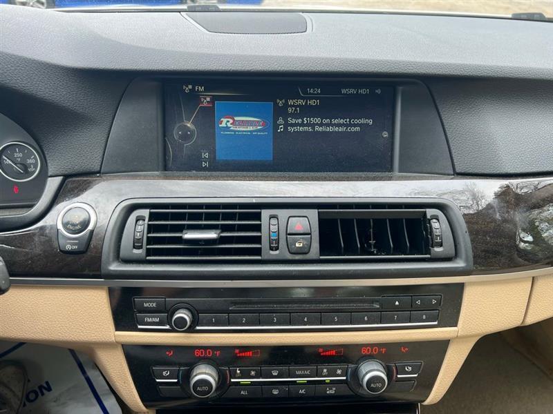 BMW 5 Series 4dr Sdn 535i RWD 2013