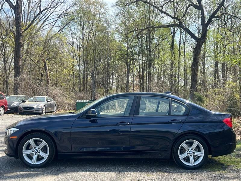 BMW 3 Series 4dr Sdn 328i xDrive AWD SULEV 2015