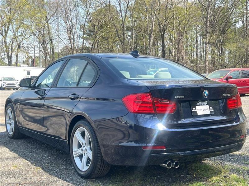 BMW 3 Series 4dr Sdn 328i xDrive AWD SULEV 2015