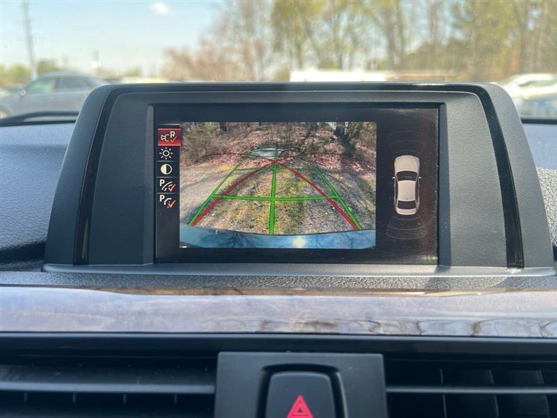 BMW 3 Series 4dr Sdn 328i xDrive AWD SULEV 2015