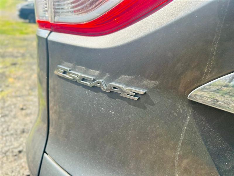 Ford Escape FWD 4dr Titanium 2014