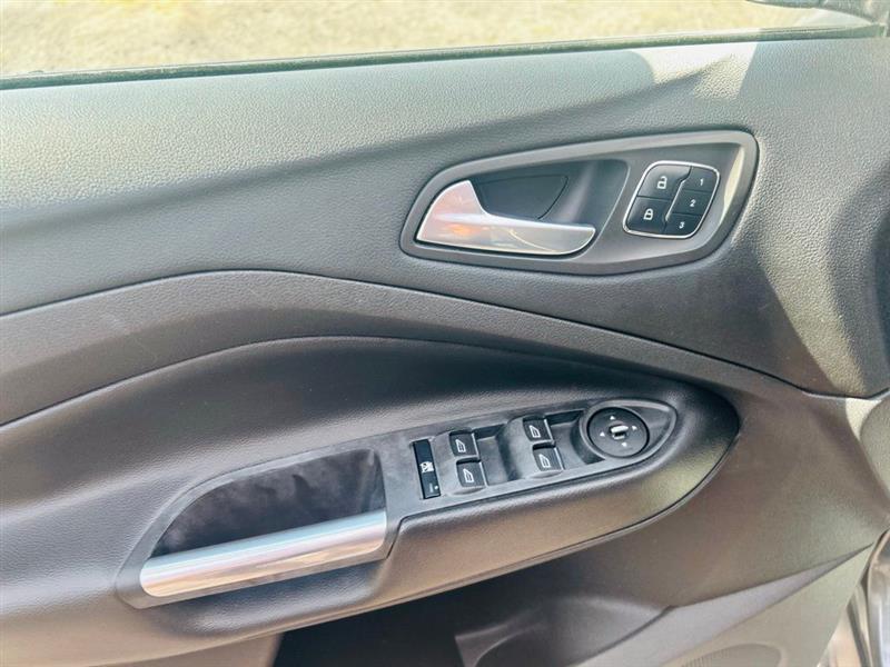 Ford Escape FWD 4dr Titanium 2014