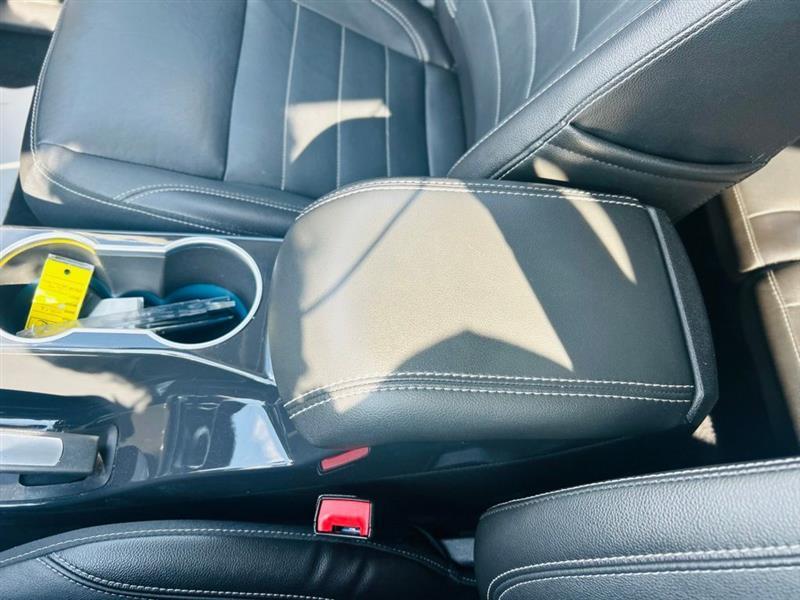 Ford Escape FWD 4dr Titanium 2014