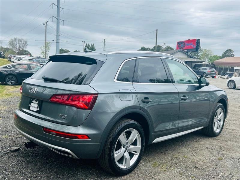 Audi Q5 2.0 TFSI Tech Premium Plus 2018