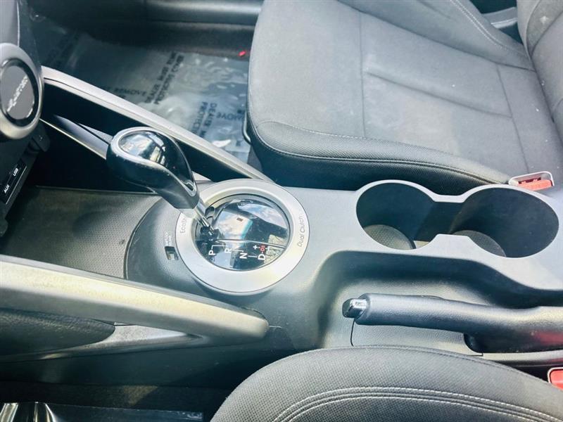 Hyundai Veloster Manual 2017