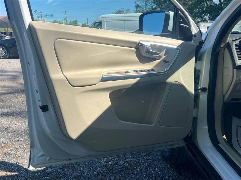 Volvo XC60 4dr 3.2L 2013