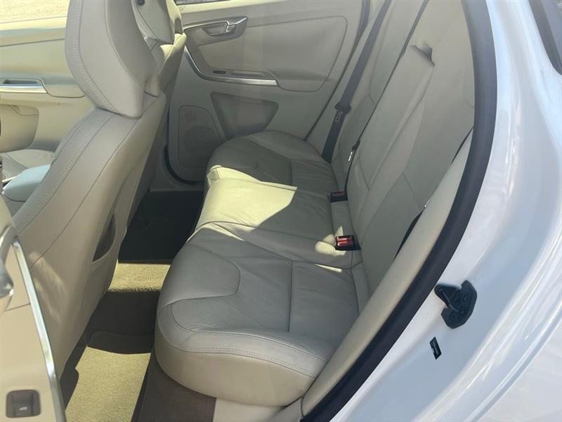 Volvo XC60 4dr 3.2L 2013