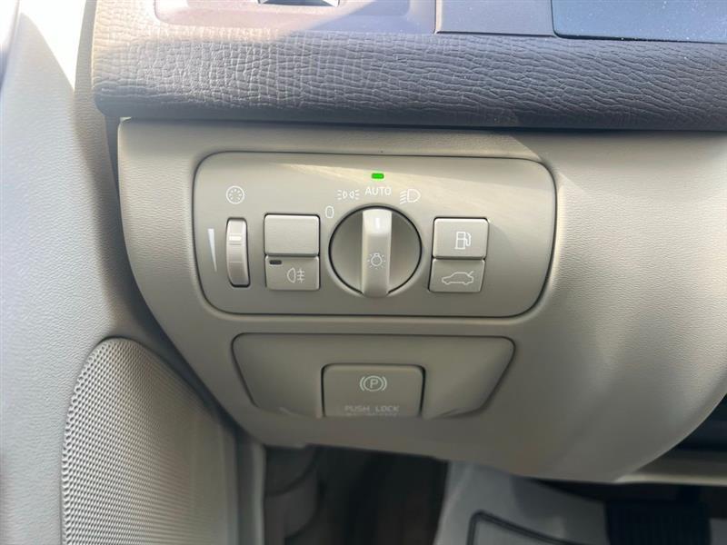 Volvo XC60 4dr 3.2L 2013