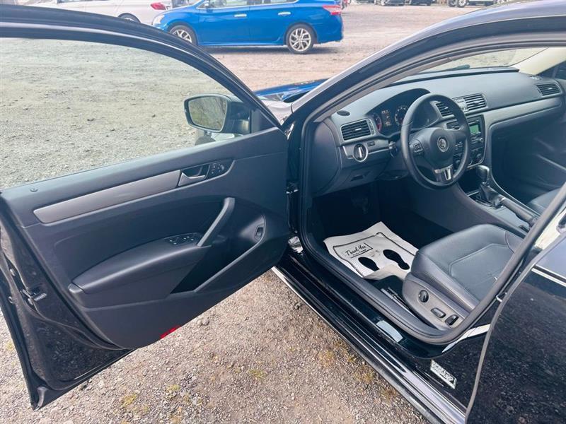 Volkswagen Passat 4dr Sdn 1.8T Auto S PZEV 2015