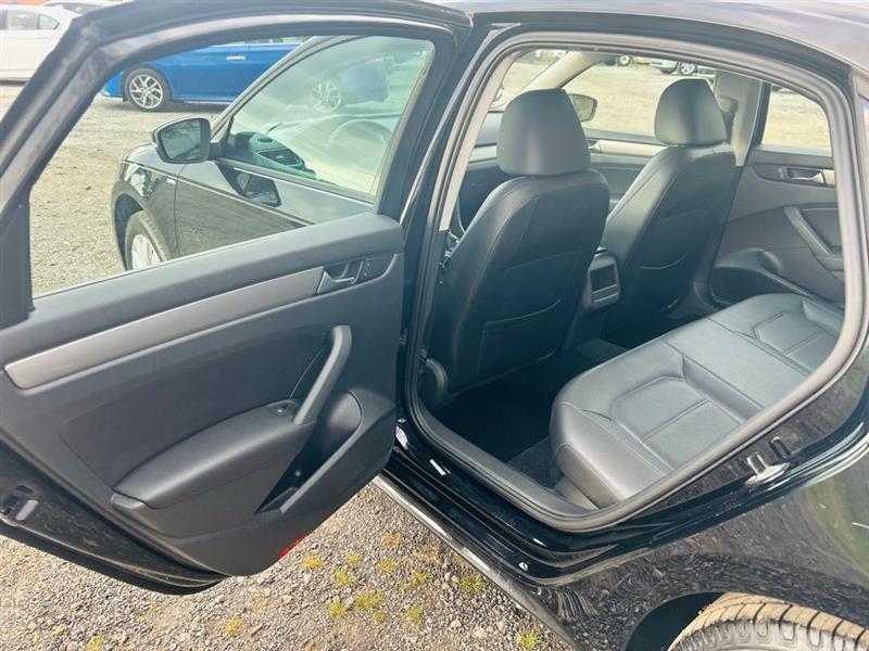 Volkswagen Passat 4dr Sdn 1.8T Auto S PZEV 2015