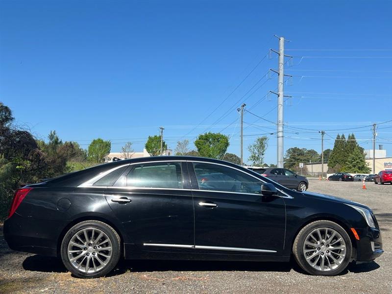 Cadillac XTS 4dr Sdn Platinum AWD 2013