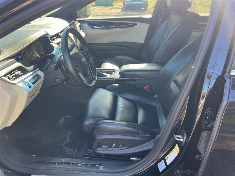 Cadillac XTS 4dr Sdn Platinum AWD 2013