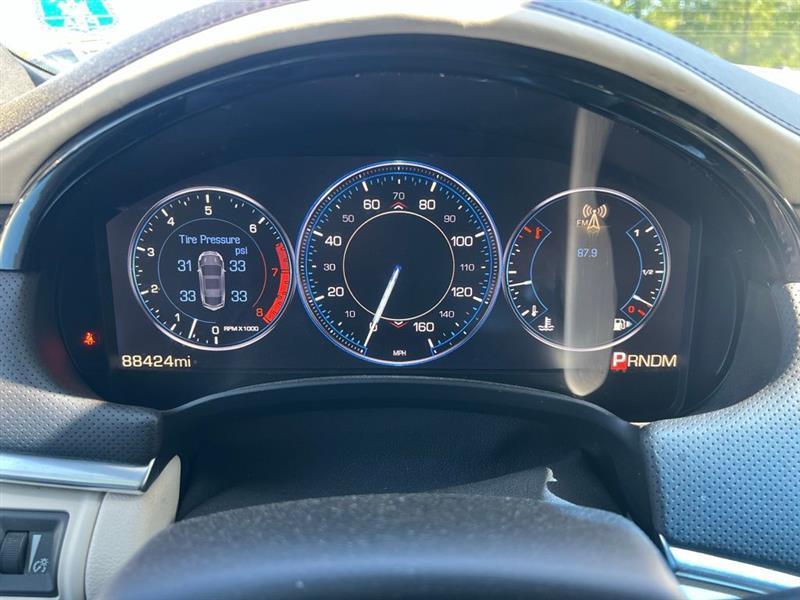 Cadillac XTS 4dr Sdn Platinum AWD 2013