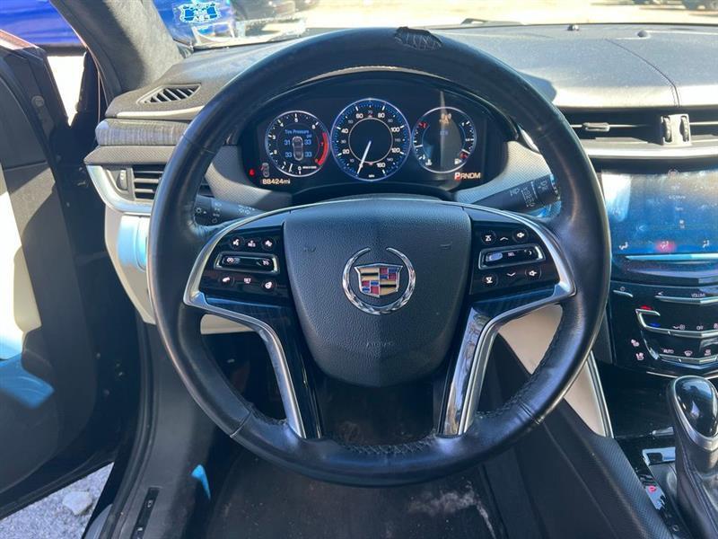 Cadillac XTS 4dr Sdn Platinum AWD 2013