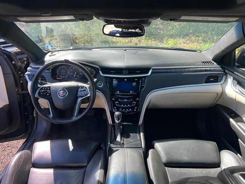 Cadillac XTS 4dr Sdn Platinum AWD 2013