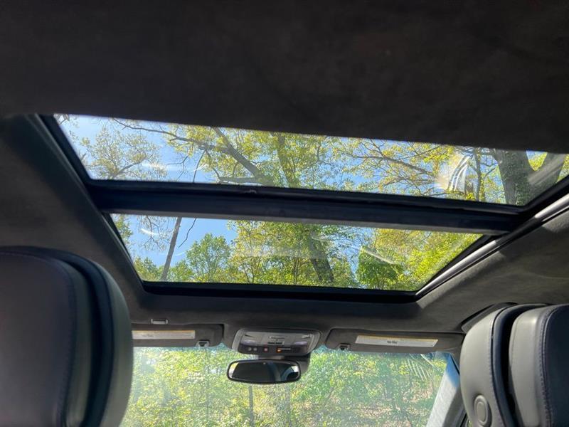 Cadillac XTS 4dr Sdn Platinum AWD 2013