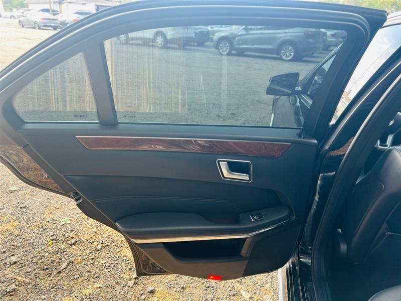 Mercedes-Benz E-Class 4dr Sdn E 350 Sport RWD 2014