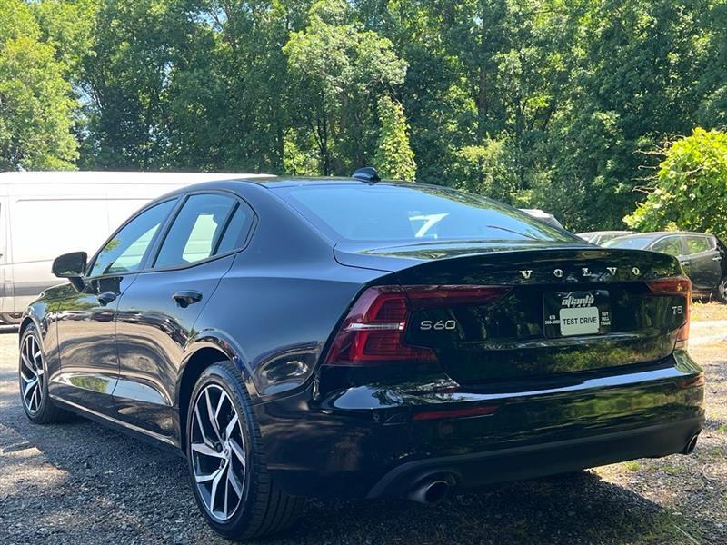 Volvo S60 T5 FWD Momentum 2020