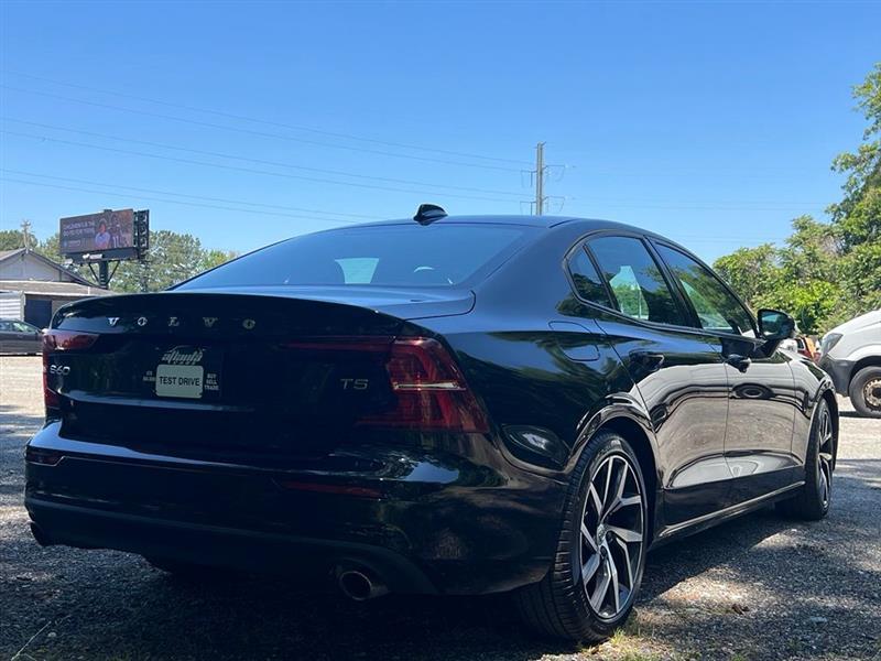Volvo S60 T5 FWD Momentum 2020