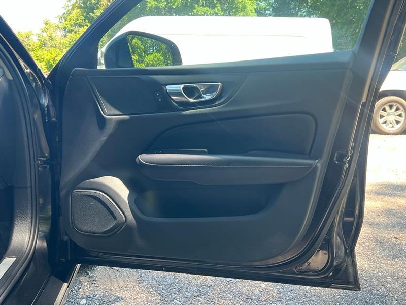 Volvo S60 T5 FWD Momentum 2020
