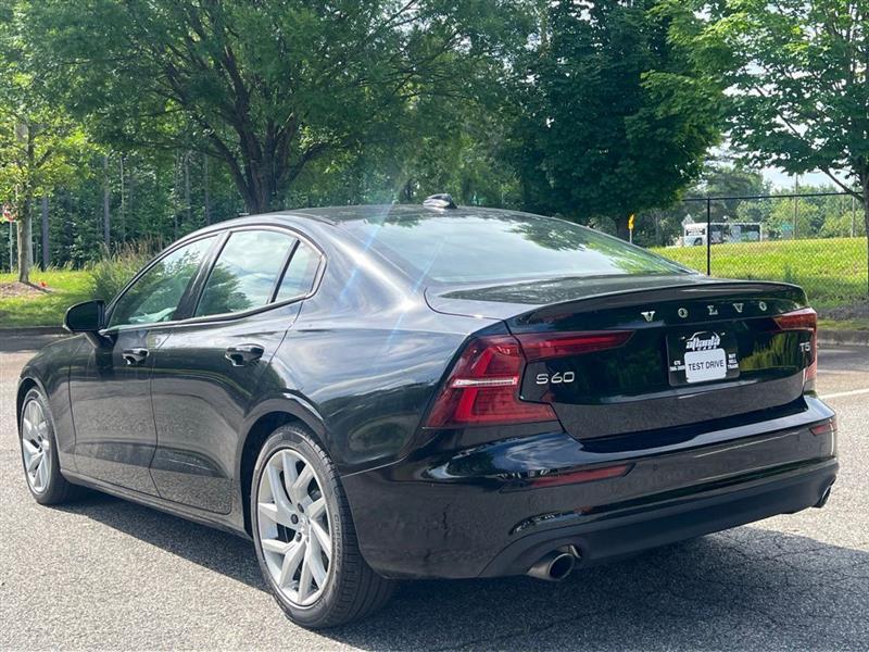 Volvo S60 T5 FWD Momentum 2020