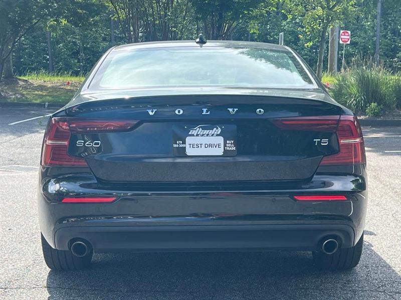 Volvo S60 T5 FWD Momentum 2020
