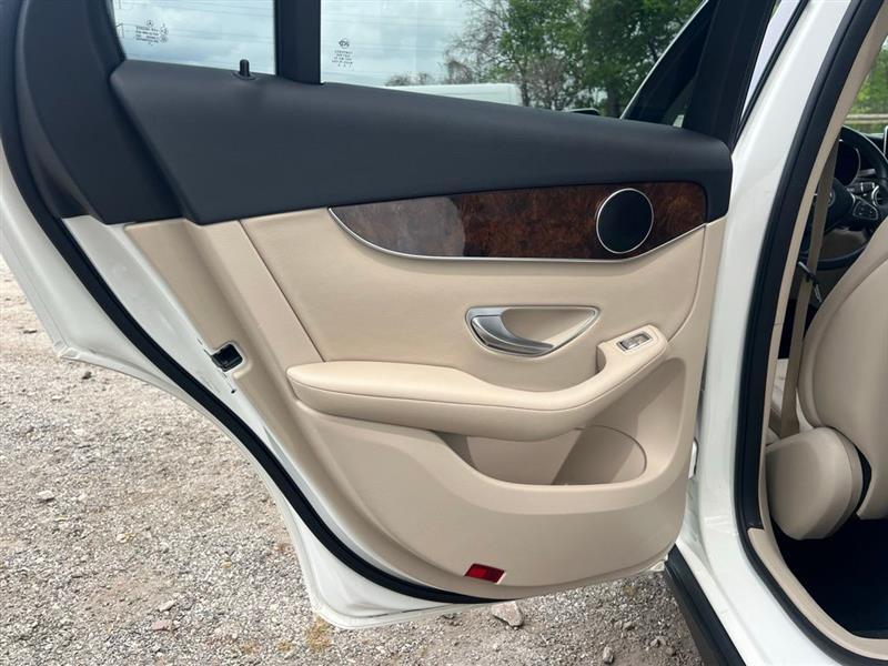 Mercedes-Benz GLC GLC 300 SUV 2018