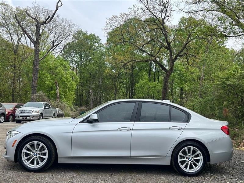 BMW 3 Series 320i xDrive Sedan 2018
