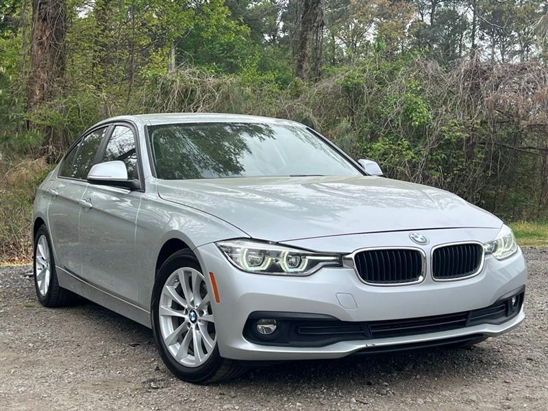 BMW 3 Series 320i xDrive Sedan 2018