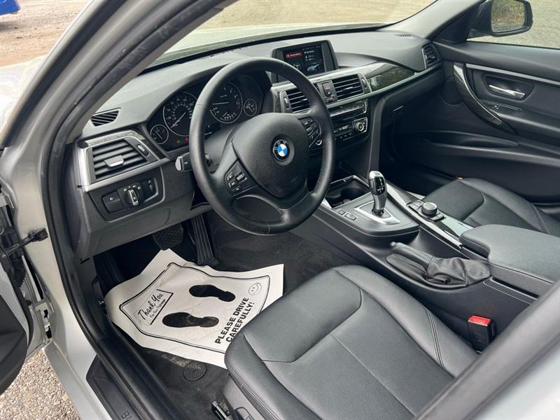 BMW 3 Series 320i xDrive Sedan 2018